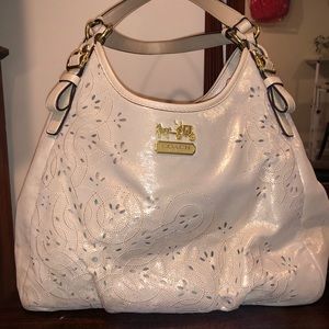 Coach Laser Cut Hobo Handbag Pearl Beige